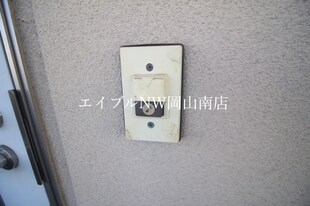 岡山駅 バス30分  千鳥町下車：停歩2分 3階の物件内観写真